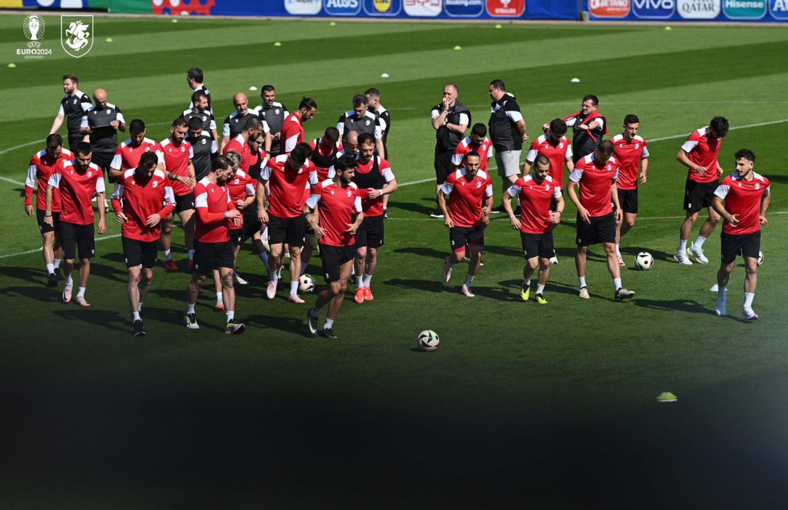 საქართველოს ეროვნული ნაკრები ევრო 2024-ის ჯგუფური ეტაპის დასკვნითი მატჩისთვის ემზადება – იხილეთ ფოტოები