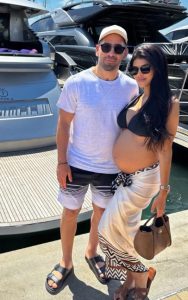 „საოცრად ლამაზი ორსული რძალი გვყავს"– ილია თოფურიას მეუღლე ახალ კადრებს გვიზიარებს