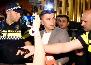 პარლამენტთან მიმდინარე აქციაზე ხმაური იყო –  რა მოხდა ადგილზე?