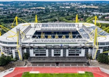 მოსალოდნელი ქარიშხლის გამო დორტმუნდში ყველა ფანზონა დაიხურა