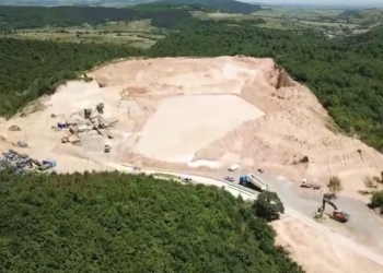 🎥 მეწყრული ზონა სურამში, მასშტაბები 7.5 ჰექტარს ცდება – კადრები ადგილიდან