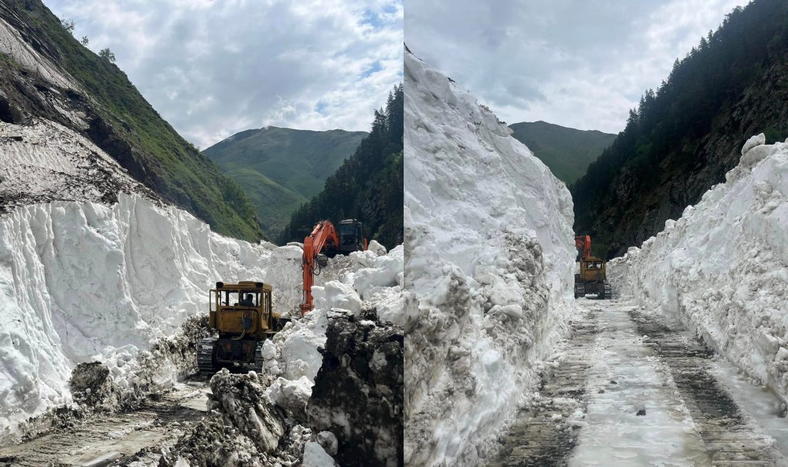 🎥 ტრაქტორები თუშეთამდე მისასვლელ თოვლიან გზას ჭრიან – რა ხდება ადგილზე?