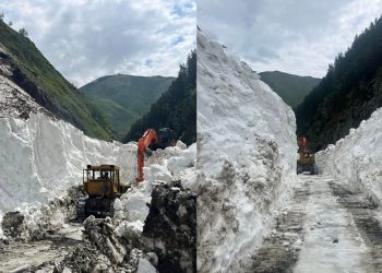 🎥 ტრაქტორები თუშეთამდე მისასვლელ თოვლიან გზას ჭრიან – რა ხდება ადგილზე?
