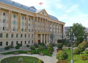 დაღუპული ბაიკერის საქმეზე დაკავებულ პოლიციელს 7 წლამდე ვადით თავისუფლების აღკვეთა ემუქრება