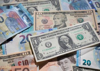 დოლარის კურსი ისეც შეიცვალა – რამდენად შეიძენთ უცხოურ ვალუტას?