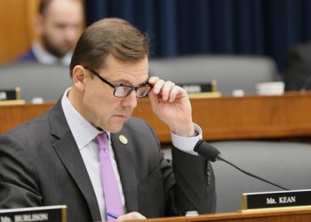 “უცხოური აგენტების კანონმა საქართველოს დასავლეთთან ურთიერთობები შეწყვიტა – რესპუბლიკელი კონგრესმენი