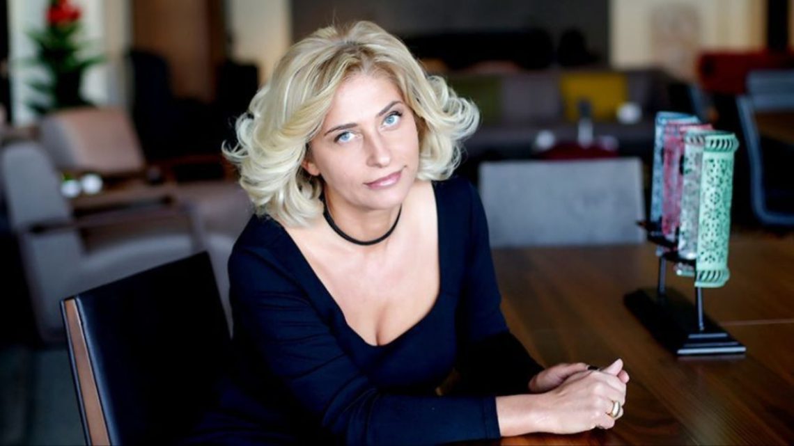 “გავხდი თაღლითების მსხვერპლი… ბოდიში ყველასთან, რომ ასეთი მიამიტი აღმოვჩნდი”– რატომ დატოვა ნანა ლეჟავამ “ტვ 24”