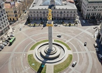 რა ღონისძიებები იგეგმება დღეს 22:00 საათზე თავისუფლების მოედანზე?