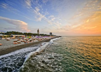 ზღვისპირეთში ტემპერატურა 19-20 გრადუსამდე დაეცემა – ნახეთ ერთი თვის პროგნოზი