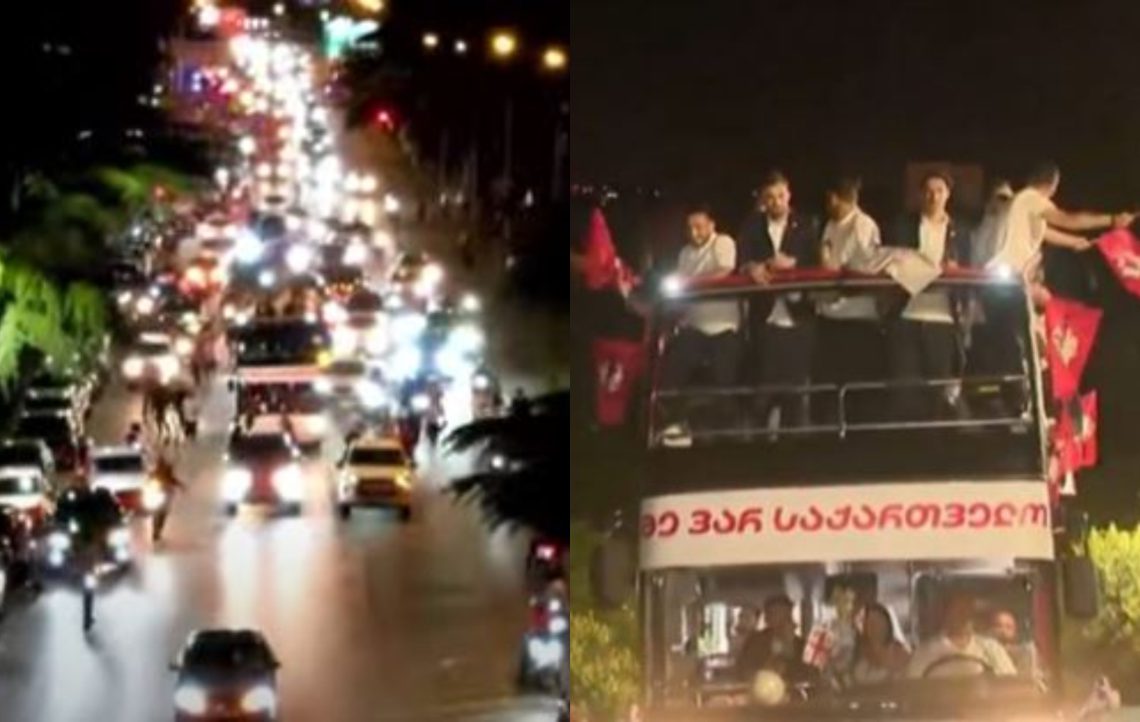 🎥რა ხდება ამ წუთებში რუსთაველის გამზირზე – ემოციური კადრები ადგილიდან