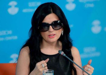 გავრცელებული ინფორმაციით, დიანა ღურწკაიას სახლის მიმართულებით ცეცხლი გახსნეს – რას ამბობს თავად მომღერალი?