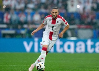 რა ზედმეტსახელი შეარქვეს ნაკრების ფეხბურთელებმა გიორგი ქოჩორაშვილს?