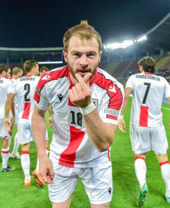 როგორ გავიგოთ ფეხბურთელების ჟესტების ენა?