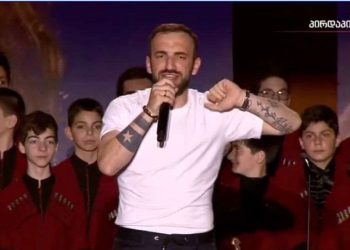 🎥”ერთ საიდუმლოს გავამხელ და გეტყვით…” – რა საიდუმლო გაუმხილა ნიკა კვეკვესკირმა გულშემატკივარს