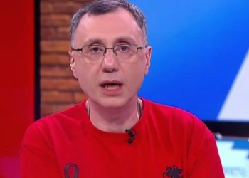 “დიდი ბოდიში, გასკდა გული, მეტი აღარ შემიძლია და ეს უნდა ვთქვა” – რაზე აღშფოთდა ოთარ ტატიშვილი პირდაპირ ეთერში?