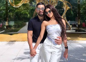 ილია თოფურია ორსულ მეუღლესთან ერთად იბიცაზე ისვენებს – რა ფოტოებს აქვეყნებს ჯორჯინა?