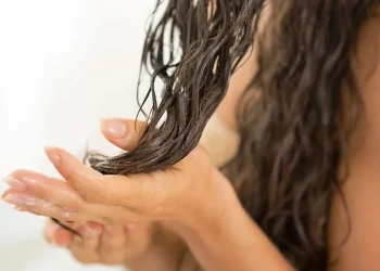 რომელი პროდუქტი უწყობს ხელს თმის ზრდას?