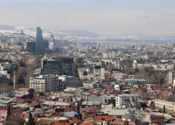 რა ღირს ბინები თბილისსა და ბათუმში