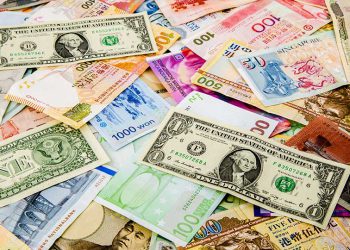 რამდენ ლარად შეიძენთ 1 დოლარსა და ევროს – ეროვნული ვალუტის ახალი გაცვლითი კურსი