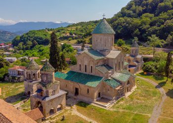 გელათის რეაბილიტაციასა და ტაძრის გახსნასთან დაკავშირებით საპატრიარქო განცხადებას ავრცელებს