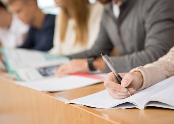 გაფრთხილება აბიტურიენტებს, რომლებმაც მინიმალური კომპეტენციის ზღვარი გადალახეს