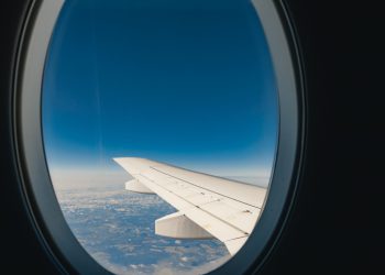 ბათუმის აეროპორტში, ალმატი-ბათუმის რეისზე, თვითმფრინავი ვერ ჯდება