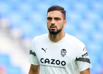 რომელმა გუნდმა მიმართა წინადადებით “ვალენსიას” მამარდაშვილის ტრანსფერზე?