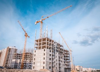 თბილისში 15 საცხოვრებელი კორპუსის მშენებლობა შეჩერდა