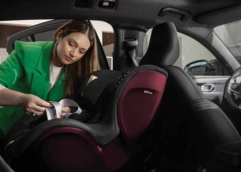 რა წესები უნდა დავიცვათ, როცა მანქანაში ბავშვია