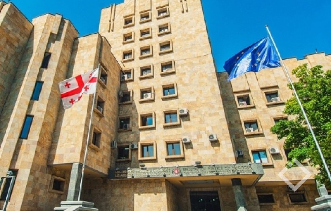 „პოს ტვ“-ის ჟურნალისტის მიმართ სიტყვიერი აგრესია გამოხატა, რის შემდგომაც ოპერატორს ფიზიკური შეურაცხყოფა მიაყენა – პროკურატურა განცხადებას ავრცელებს