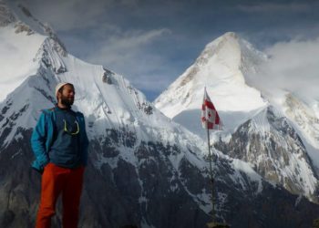შხელდას მწვერვალზე 27 წლის არჩილ ბადრიაშვილის სამძებრო სამუშაოები მიმდინარეობს
