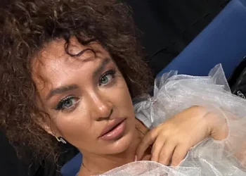 “თქვენი შიშით ფოტო ვერ დამიდია და ვერ მიხუმრია საკუთარ შვილზე…“ – ნინი შერმადინი გამომწერებს მიმართავს