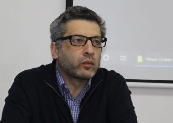 ლაშა ბაქრაძე ქართული ლიტერატურის სახელმწიფო მუზეუმის დირექტორის თანამდებობიდან გათავისუფლდა