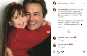 ალენ დელონის ქალიშვილი მამის აქამდე უცნობ ფოტოებს აქვეყნებს