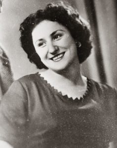 "ყველას დედამთილს როგორ ვგავარ, კაცო? ნუთუ ყველა ასეთი ლამაზია?"- მედეა ლორთქიფანიძის ცხოვრების გზა