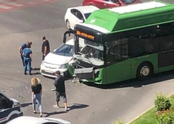 “ზარალის ანაზღაურება ხშირად 10 000 ლარსაც კი აჭარბებს” – რატომ უჯდება მოქალაქეებს საზოგადოებრივ ტრანსპორტთან ავტოსაგზაო შემთხვევა კოლოსალური თანხა?