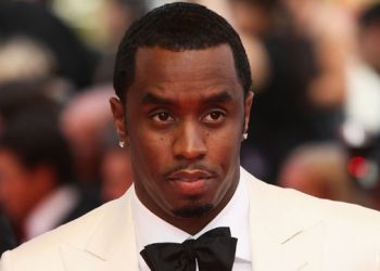 “როცა ქალმა თვალი გაახილა, ის სრულიად შიშველი, ხელებშეკრული აღმოჩნდა P Diddy-ის წინაშე”– სკანდალური საქმის ახალი დეტალები