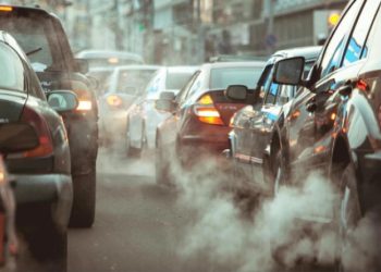 რამდენი პირი დაჯარიმდა ბოლო ერთ წელიწადში გამონაბოლქვის დადგენილ ნორმებთან შეუსაბამობისთვის?