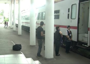 “მატარებელი გაფუჭდა, მგზავრები გორში ჩამოგვსვეს და ეხლა რაღაც თეატრშიც მივყავართ”– რა ინფორმაციას ავრცელებს მოქალაქე?