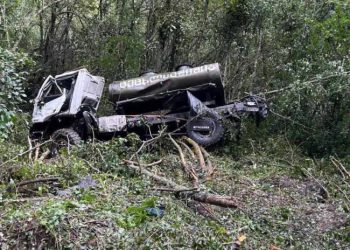 თუშეთის გზაზე საწვავმზიდი გადავარდა- დაღუპულია მძღოლი