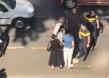 რუსთაველის გამზირზე ქალს მანქანა დაეჯახა