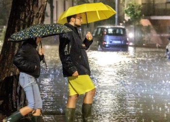 იტალიაში წყალდიდობის გამო 1 000-ზე მეტი ადამიანის ევაკუაცია განხორციელდა