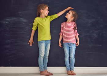 რა უშლის ხელს სიმაღლეში ზრდას და რა უნდა იცოდეს მშობელმა?