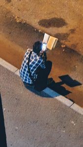 "მე დღეს შენ ამ ადამიანში დაგინახე და გული სიყვარულით ამევსო"- ემოციური ისტორია ავტორსა და მკითხველზე