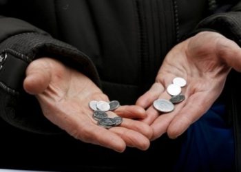 “მონაცემები საგანგაშოა – დასაქმებულთა დაახლოებით, 70%-ს საცხოვრებელ ხელფასზე ნაკლები ანაზღაურება აქვს”