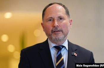 “საქართველოს მთავრობის მოქმედების კურსის გამო, ევროკავშირის ლიდერებმა საქართველოს გაწევრიანების პროცესი შეაჩერეს”- ევროკავშირის ელჩი