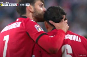 როგორ გაამხნევა კვარაცხელიამ გიორგი ქოჩორაშვილი - ფოტო ვირუსულად გავრცელდა