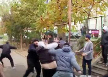 🎥 გლდანის საარჩევნო უბანთან ფიზიკური დაპირისპირებაა – რა ინფორმაცია ვრცელდება ადგილიდან?