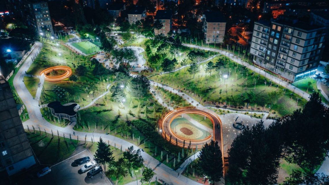 სამარცხვინოები ესენი, კამერები უნდა ნახონ და გაიგონ ვინ გააკეთა – რა ხდება თემქაზე, ახლადგახსნილ ტყე-პარკში