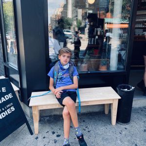 "გენეტიკის ძალა"- ლიკა ქავჟარაძის შვილიშვილი, რომელიც საოცრად ჰგავს ულამაზეს ბებიას